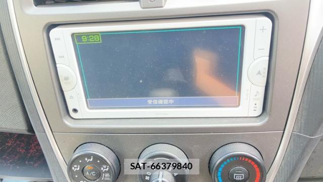 Toyota RACTIS 2014-04 8865468-6