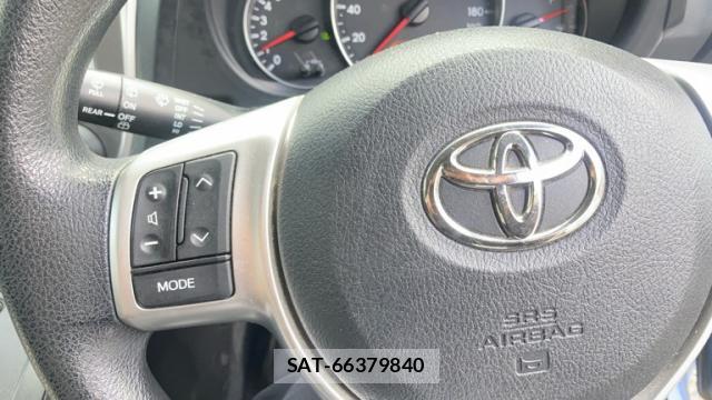 Toyota RACTIS 2014-04 8865468-8