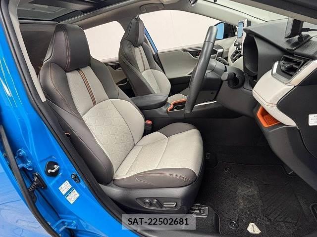 Toyota RAV4 2021-02 8865427-10