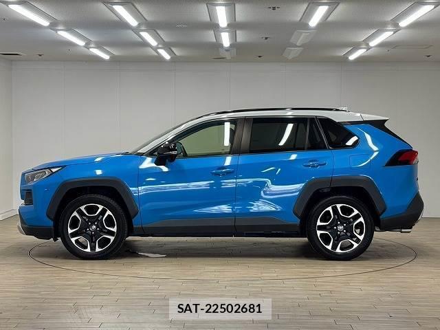 Toyota RAV4 2021-02 8865427-16