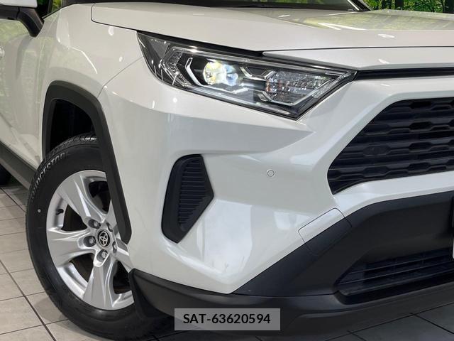 Toyota RAV4 2020-09 8865877-11