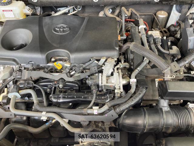 Toyota RAV4 2020-09 8865877-17