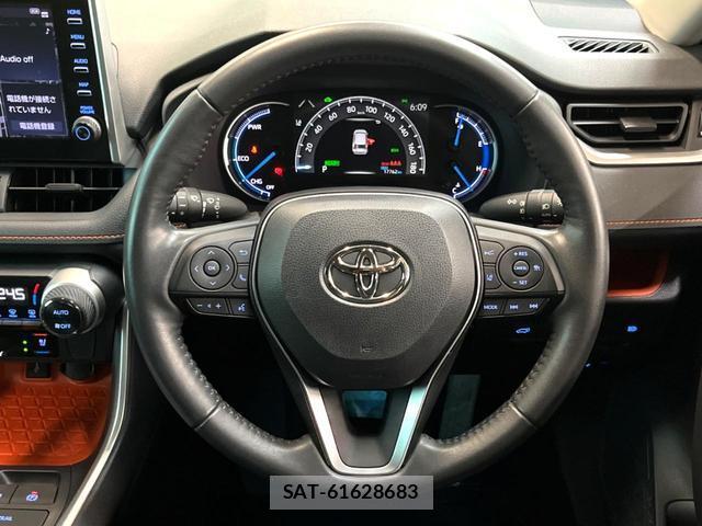 Toyota RAV4 2022-02 8866088-10