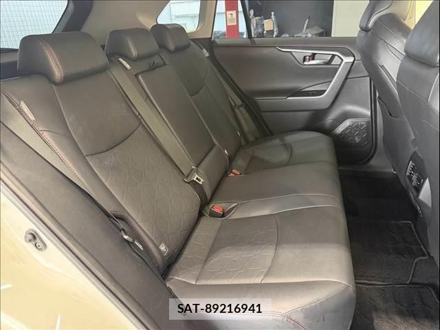 Toyota RAV4 2022-06 8866109-10