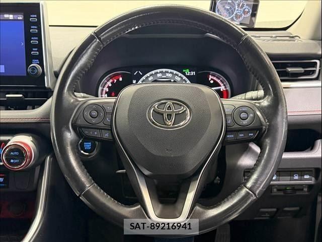 Toyota RAV4 2022-06 8866109-12