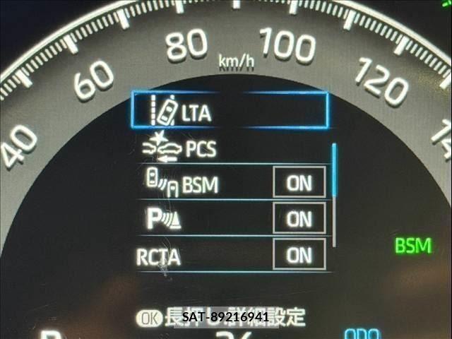 Toyota RAV4 2022-06 8866109-13