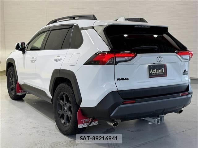 Toyota RAV4 2022-06 8866109-3