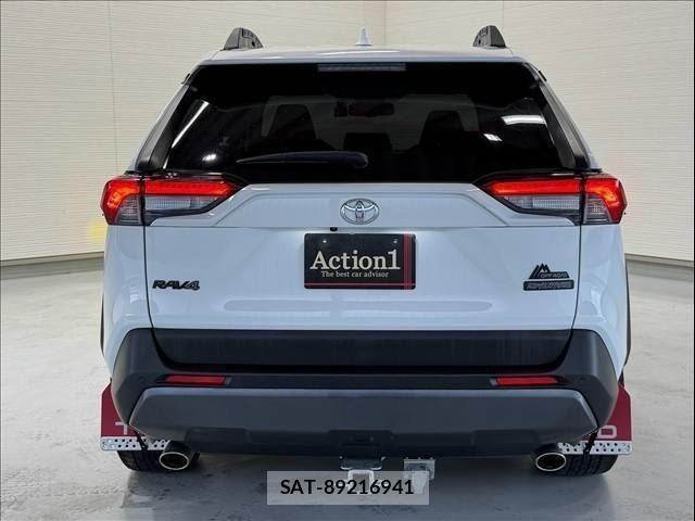 Toyota RAV4 2022-06 8866109-4