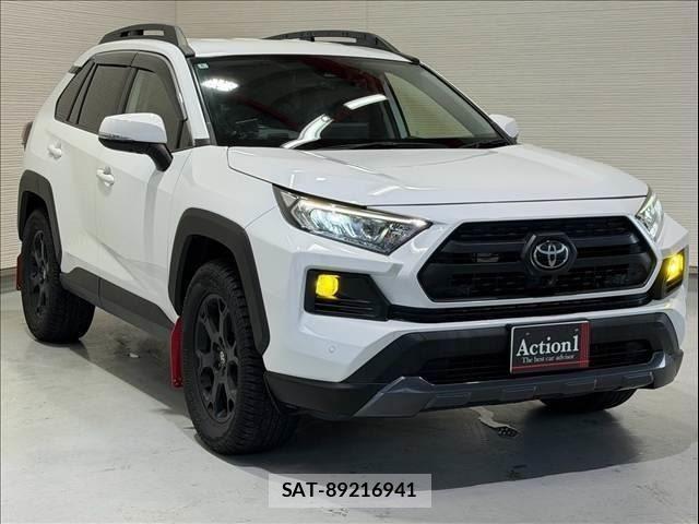 Toyota RAV4 2022-06 8866109-6