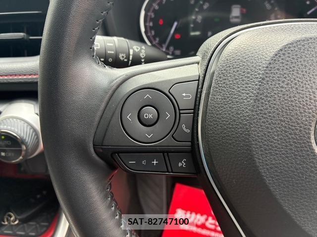 Toyota RAV4 2021-11 8866248-13