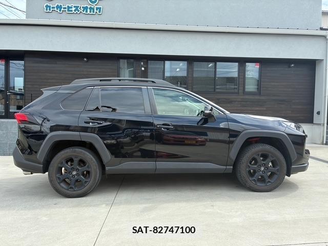Toyota RAV4 2021-11 8866248-3