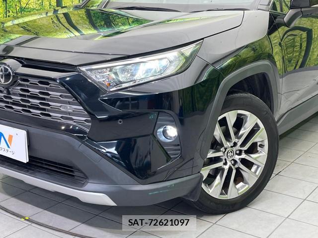 Toyota RAV4 2021-07 8866270-11