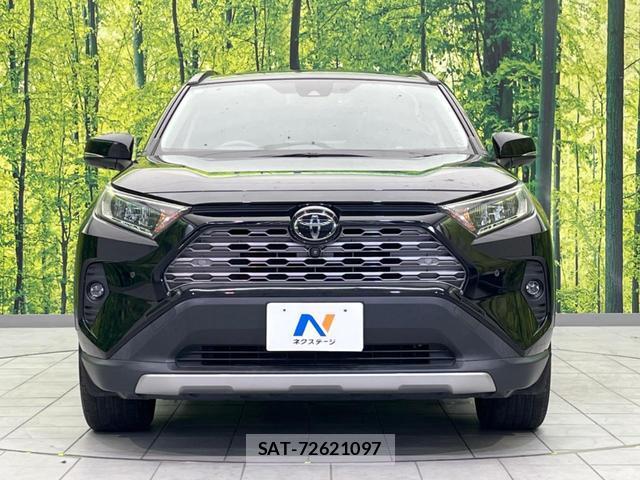 Toyota RAV4 2021-07 8866270-13
