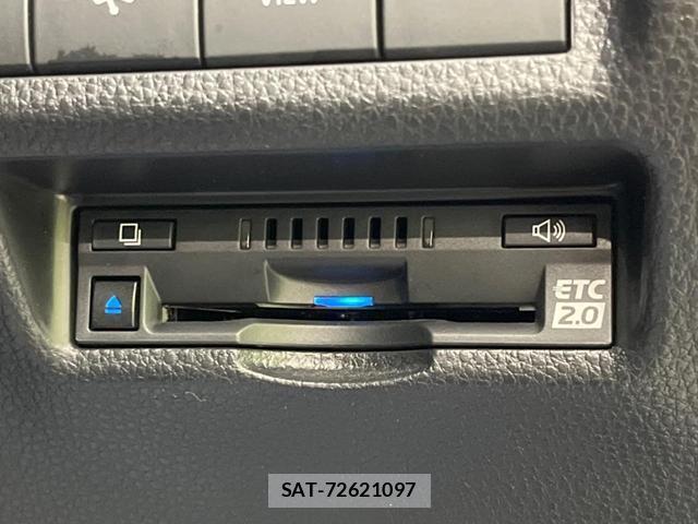 Toyota RAV4 2021-07 8866270-5