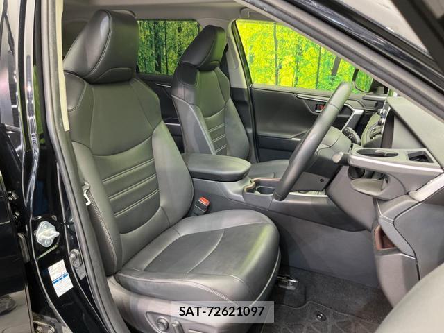 Toyota RAV4 2021-07 8866270-7