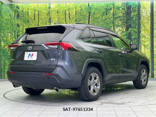Toyota RAV4 2023-05 8866285-16