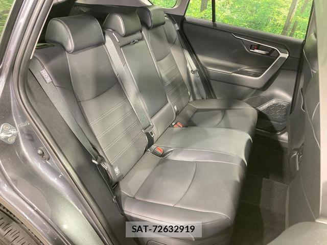 Toyota RAV4 2024-03 8866481-8