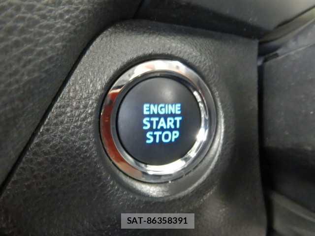 Toyota RAV4 2022-07 8866530-10