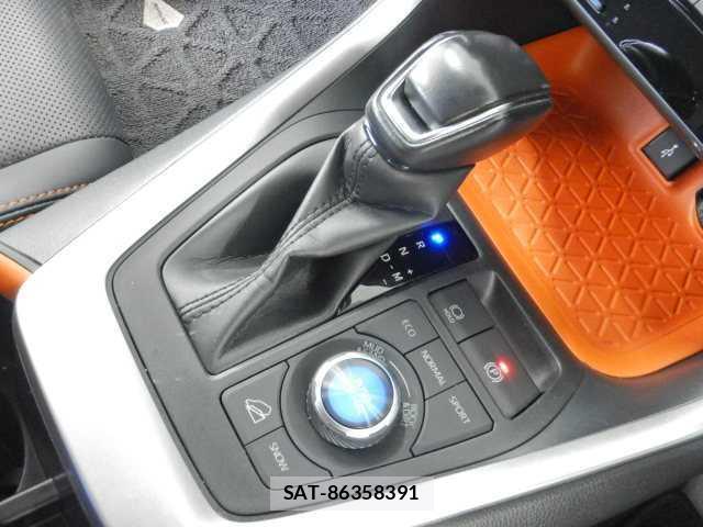Toyota RAV4 2022-07 8866530-8