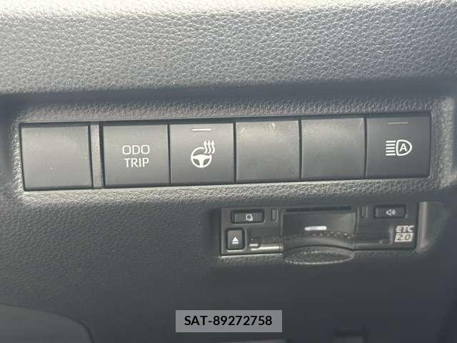 Toyota RAV4 2025-11 8866564-10