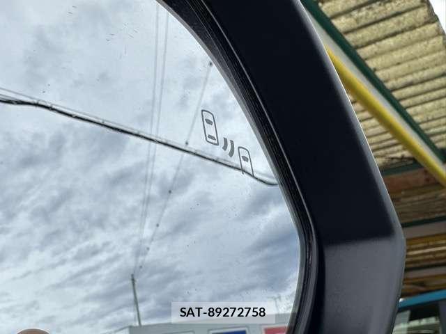 Toyota RAV4 2025-11 8866564-13