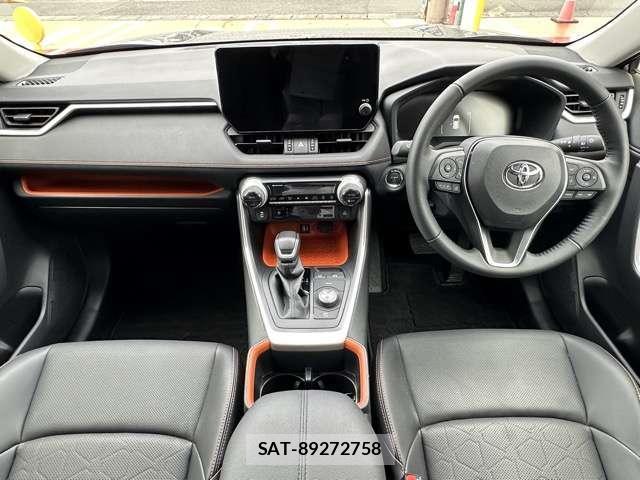 Toyota RAV4 2025-11 8866564-2