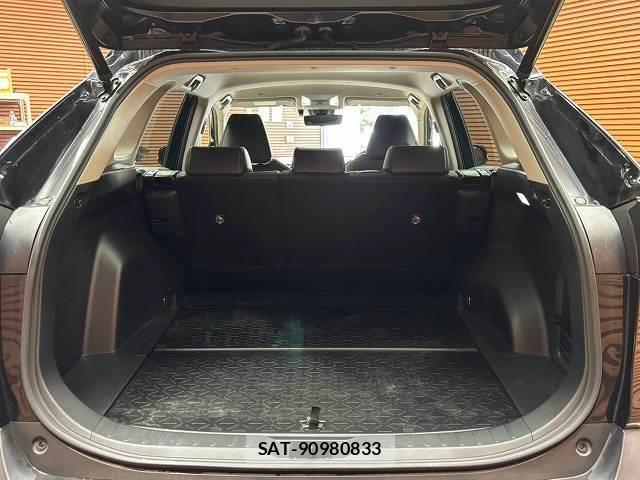 Toyota RAV4 2023-05 8866792-12