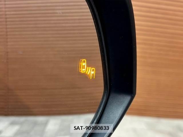 Toyota RAV4 2023-05 8866792-5