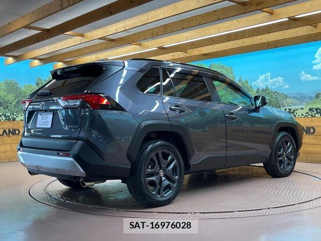 Toyota RAV4 2023-05 8867085-16