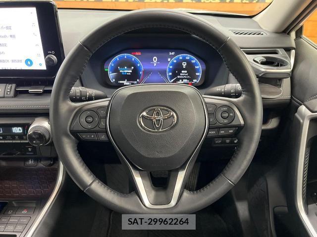Toyota RAV4 2023-01 8867094-11