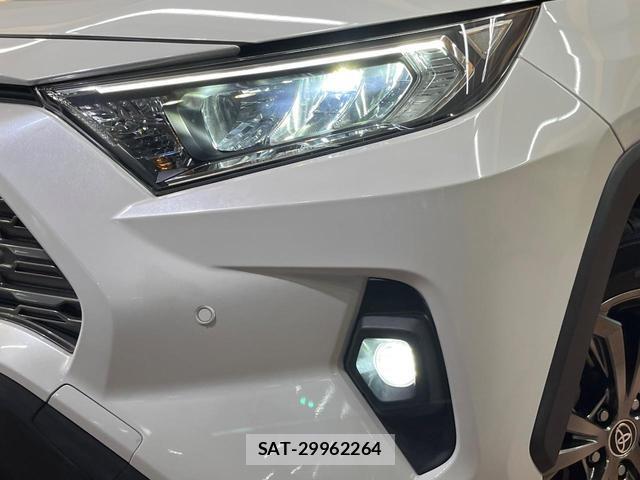 Toyota RAV4 2023-01 8867094-12
