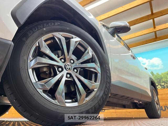 Toyota RAV4 2023-01 8867094-13