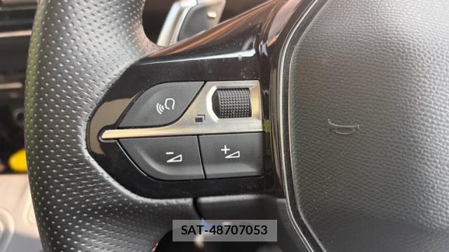 Peugeot Rifter 2023-06 8865980-15