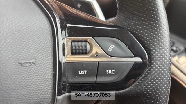 Peugeot Rifter 2023-06 8865980-16
