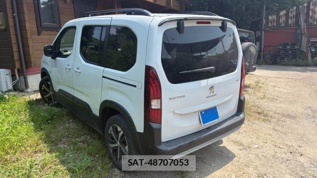 Peugeot Rifter 2023-06 8865980-2
