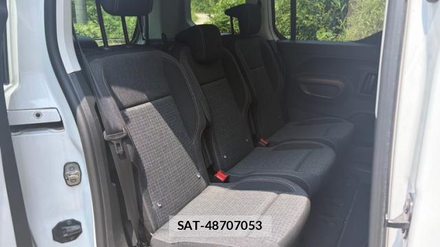 Peugeot Rifter 2023-06 8865980-6