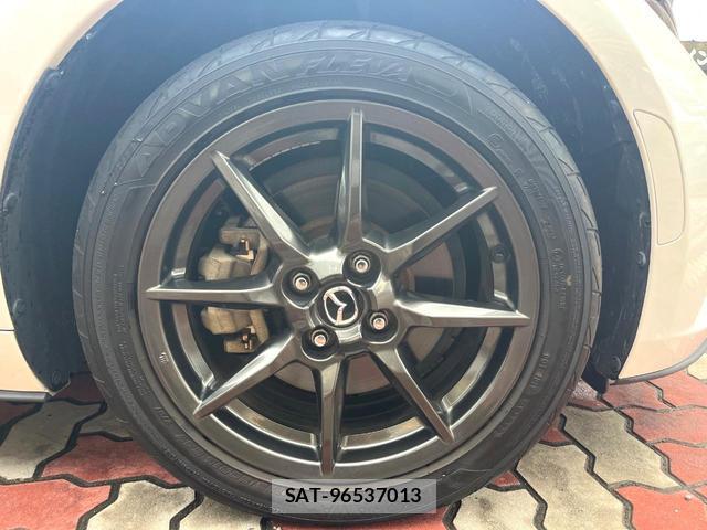Mazda ROADSTER 2015-10 8865813-12