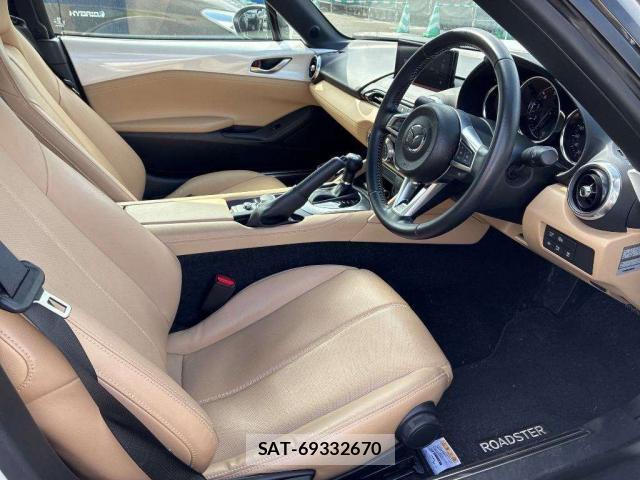 Mazda ROADSTER 2024-08 8866681-3
