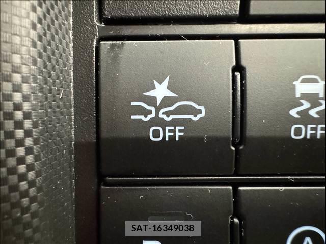 Daihatsu ROCKY 2020-04 8866073-6