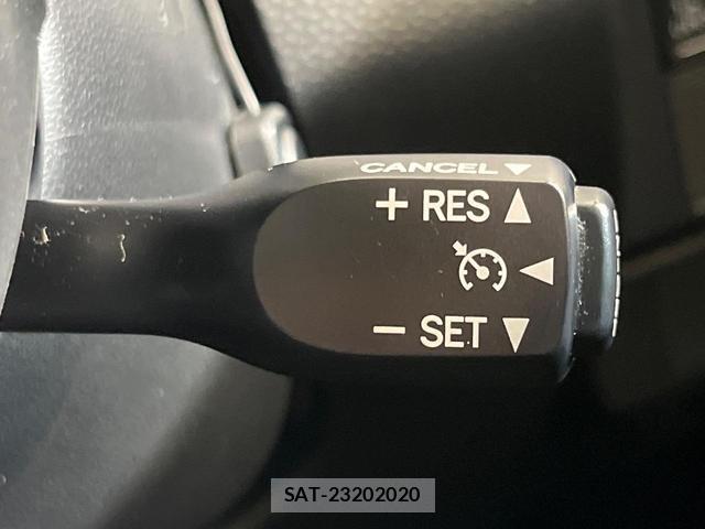 Toyota ROOMY 2018-05 8865351-6