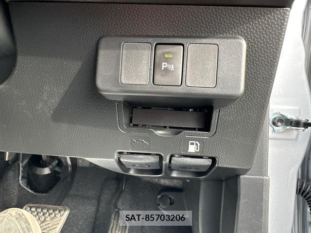 Toyota ROOMY 2025-12 8866142-4