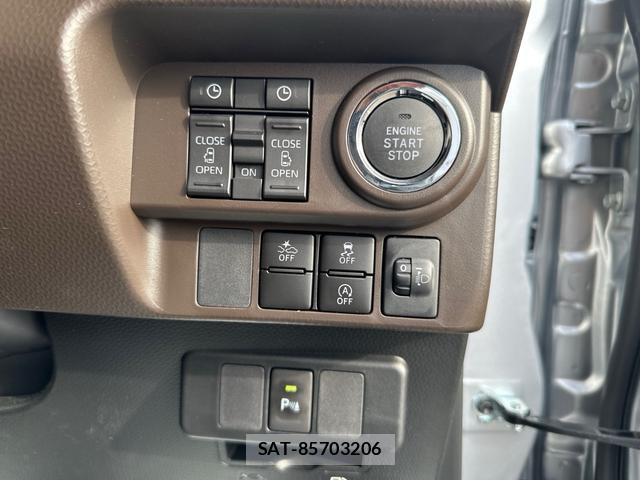 Toyota ROOMY 2025-12 8866142-6
