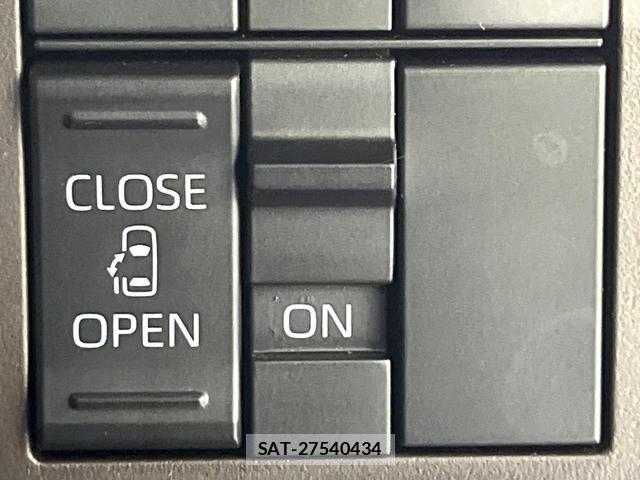 Toyota ROOMY 2022-02 8866231-5