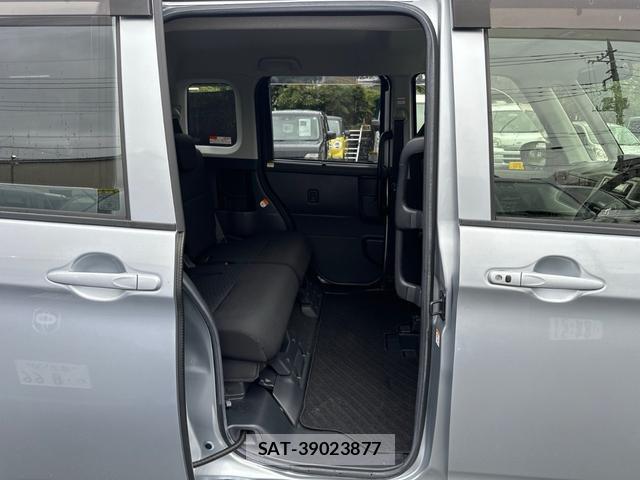 Toyota ROOMY 2019-06 8866706-9