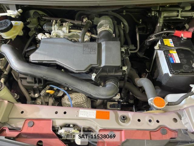 Toyota ROOMY 2019-04 8867211-18