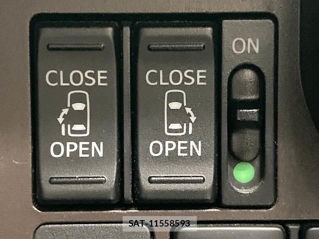 Toyota ROOMY 2016-11 8867396-4
