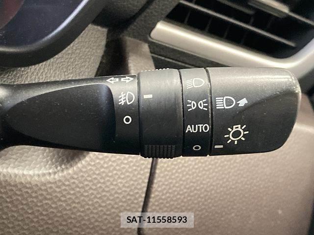 Toyota ROOMY 2016-11 8867396-8