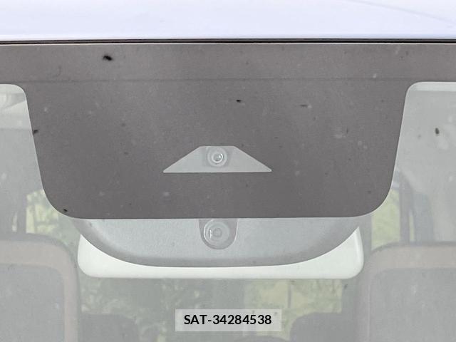 Nissan ROOX 2025-10 8866021-4