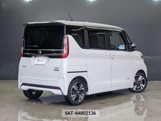 Nissan ROOX 2022-03 8866518-1