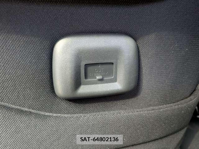 Nissan ROOX 2022-03 8866518-16